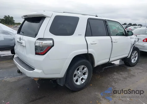 2014 Toyota 4Runner Sr5 z USA, uszkodzony, nr VIN JTEZU5JR3E5071690